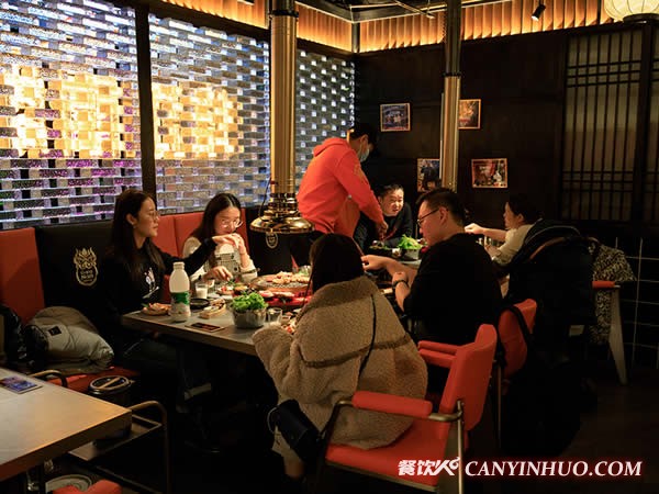 烧江南烤肉加盟门店