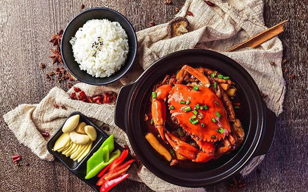 为什么你的肉蟹煲店会倒闭,详细分析如下