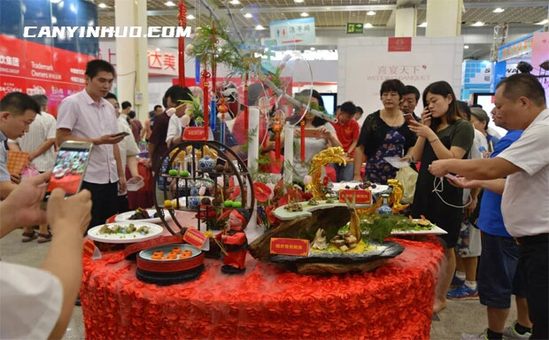 中国美食的风向标，餐饮业发展的领航者，中国美食节20年成就辉煌